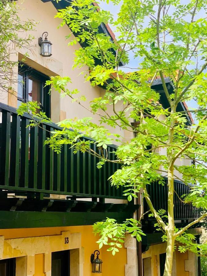 Apartamentos Santillana Del Mar Exteriör bild