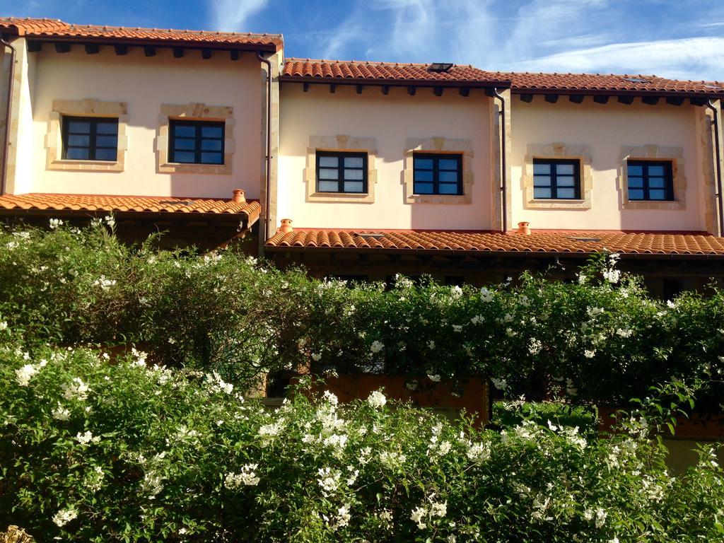Apartamentos Santillana Del Mar Exteriör bild