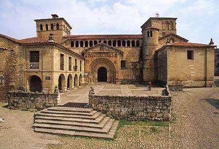 Apartamentos Santillana Del Mar Exteriör bild